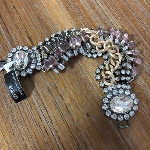 ⚡️Gorgeous Banana Republic Bracelet 💎😁 ( NWT )⚡️